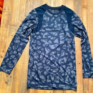 Nike therma shirt, size small